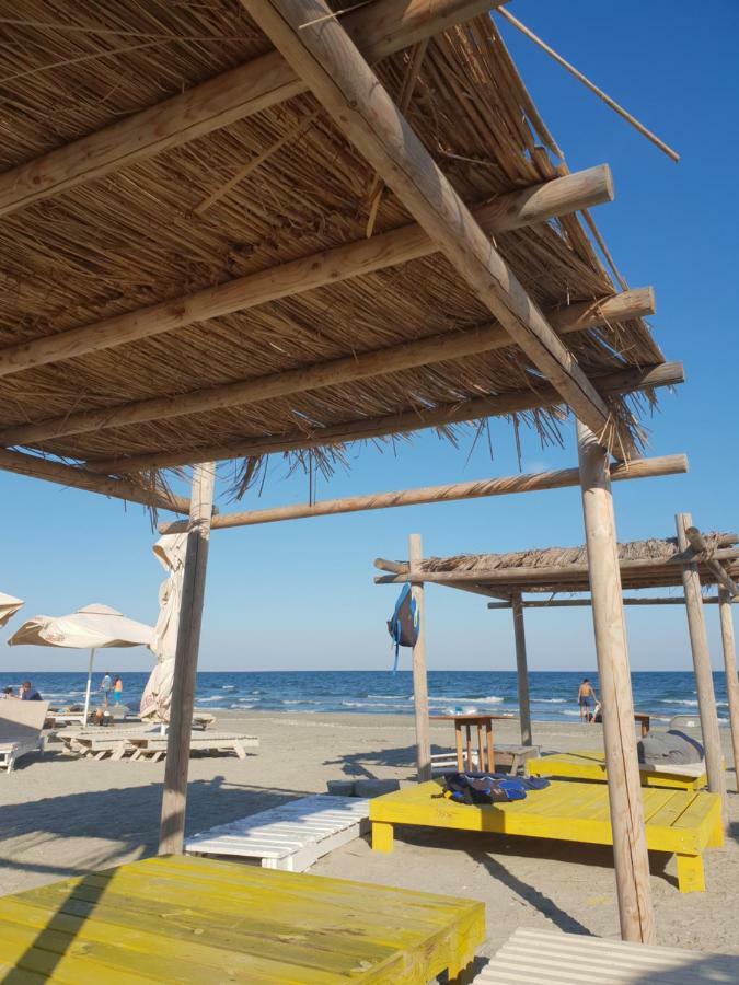 Mg Apartments Mamaia Nord Năvodari Buitenkant foto